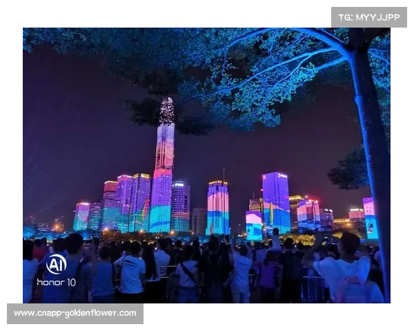 深圳公开赛决赛夜晚灯光秀引发争议 部分选手反映强光干扰视线 深圳公开赛决赛夜晚灯光秀引发争议 部分选手反映强光干扰视线