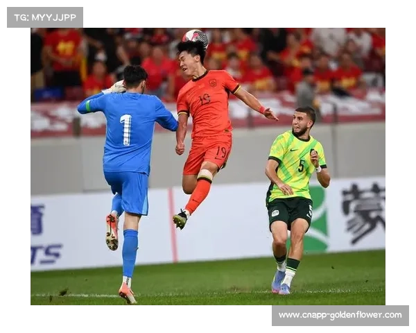 中国队U23亚洲杯小组赛稳守反击，拜合拉木抢点中柱