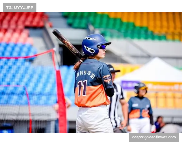 专访中山大学南方学院棒垒球队:打棒垒球是一种回家的方式